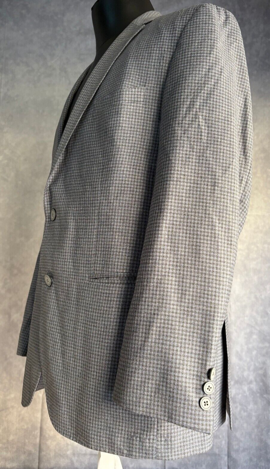 Hugo Boss Dieselstrasse 12 Men's Blazer Sport Coat Size 44R Plaid Gray thumbnail 2