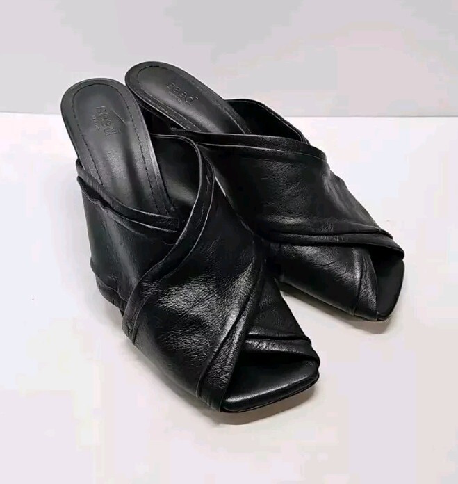 Seed Black Mules Sz 40