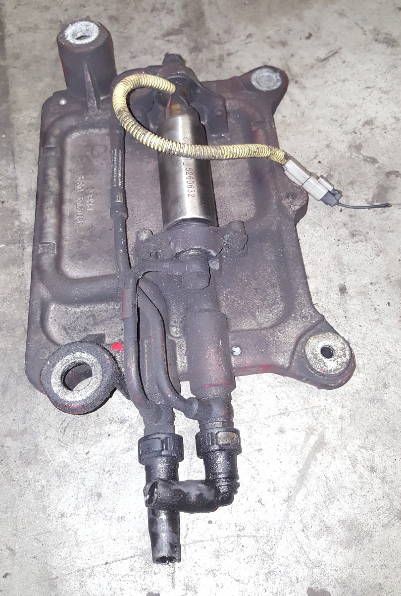 CUMMINS ECM COOLING PLATE W/ FUEL PUMP 3970204 2560632 | eBay