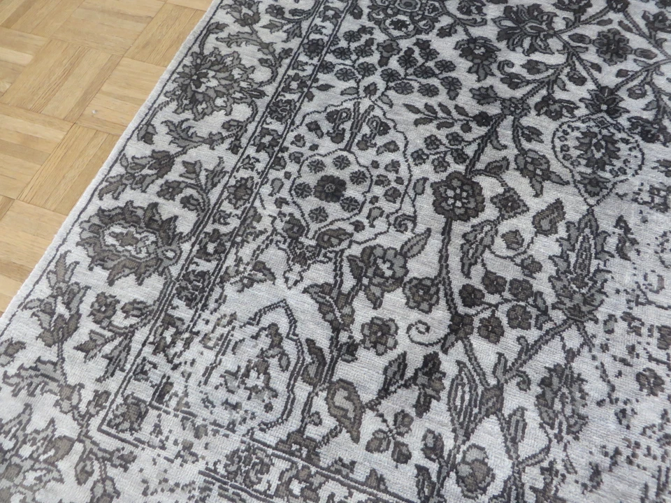 4'7 X 6'7 Hand Knotted Gray Tone On Tone Wool & Silk Oriental Rug G5929 - Image 4 of 4