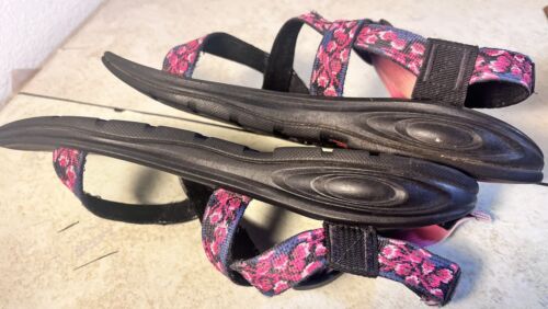 Chaco pink black classic outdoor hiking sandals women's 8 Z2 - Picture 6 of 11