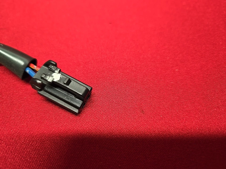 Actuador de bloqueo de pestillo de tapa de maletero trasero Lexus ES300 1997-2000 SOLO CABLE COLETA Foto 3 de 4