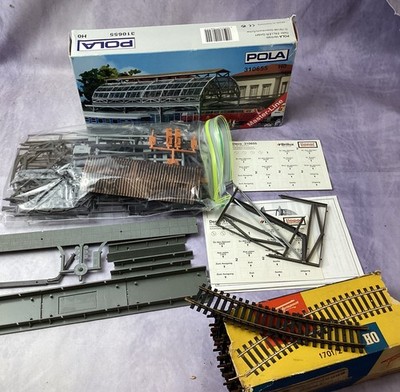 HO Lot Fleischmann Tracks #1701 & POLA Station Hall Open Boxes #310655