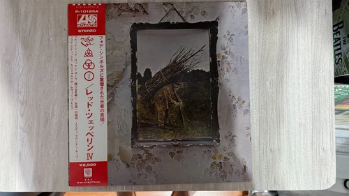 LED ZEPPELIN IV ,ATLANTIC P10125A , JAPAN PRESS, OBI, GATEFOLD VINYL LP