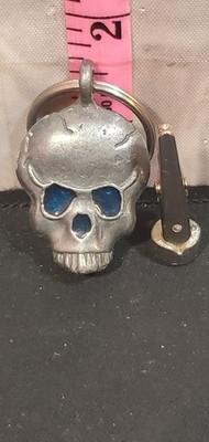 Pewter VTG Funny Skull Key chain Great gift Idea Concealed Roach