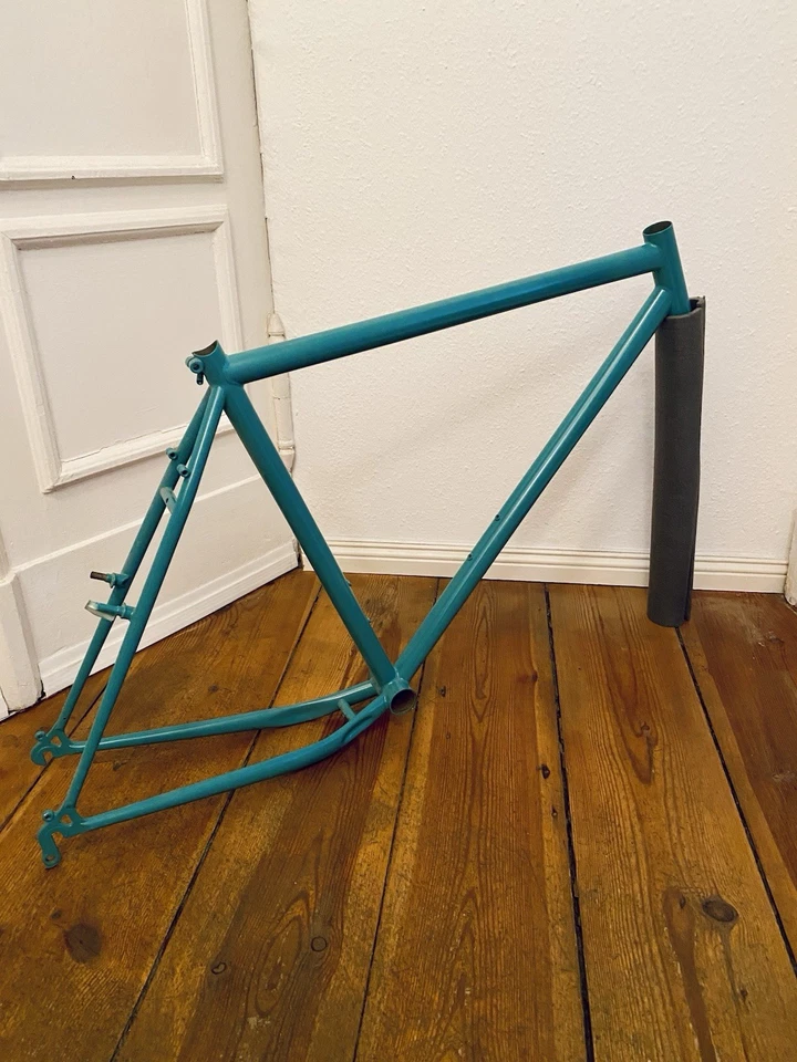 Mountainbike Rahmen, Gabel, Tretlager, Kurbeln Univega