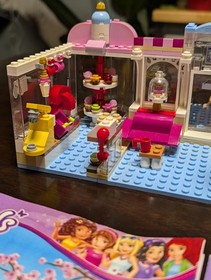 lego friends: heartlake cupcake cafe 41119