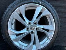 2016-2020 Vauxhall Astra K 17'' inch Alloy Wheel With Tyre 225/45/R17. 13409657