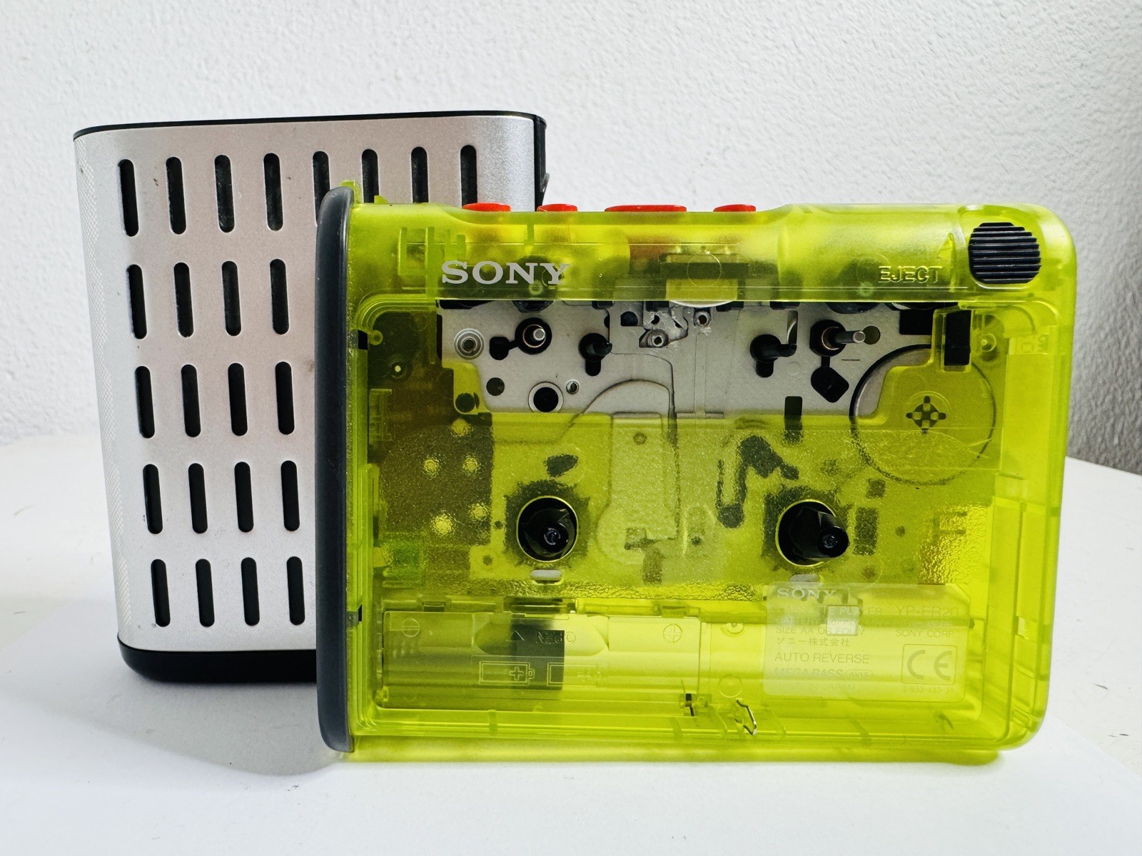 Walkman Sony YP-ER20 Japan Verde Neón Rareza No Funciona 