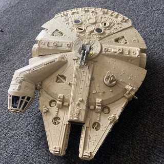 Vintage Kenner Star Wars Millennium Falcon 1979