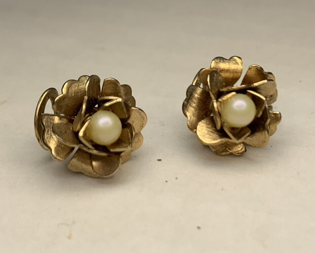 ◆VINTAGE HOLLYWOOD◆ Tropical Flower Earrings VH2336EA008B orange_blossom_clip_leaf_earri