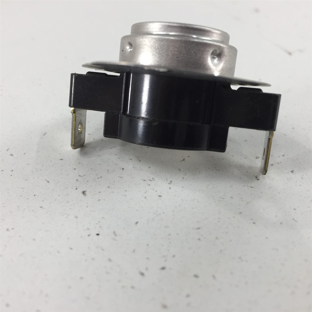 T1100080出品 USB充電 LEDミニトーチ - 株式会社LTM（エルティーエム） [品番