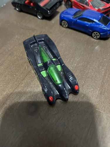 Highway 35 World Race Power Pistons with Flames Hot Wheels 1994 Diecast Car 1:64