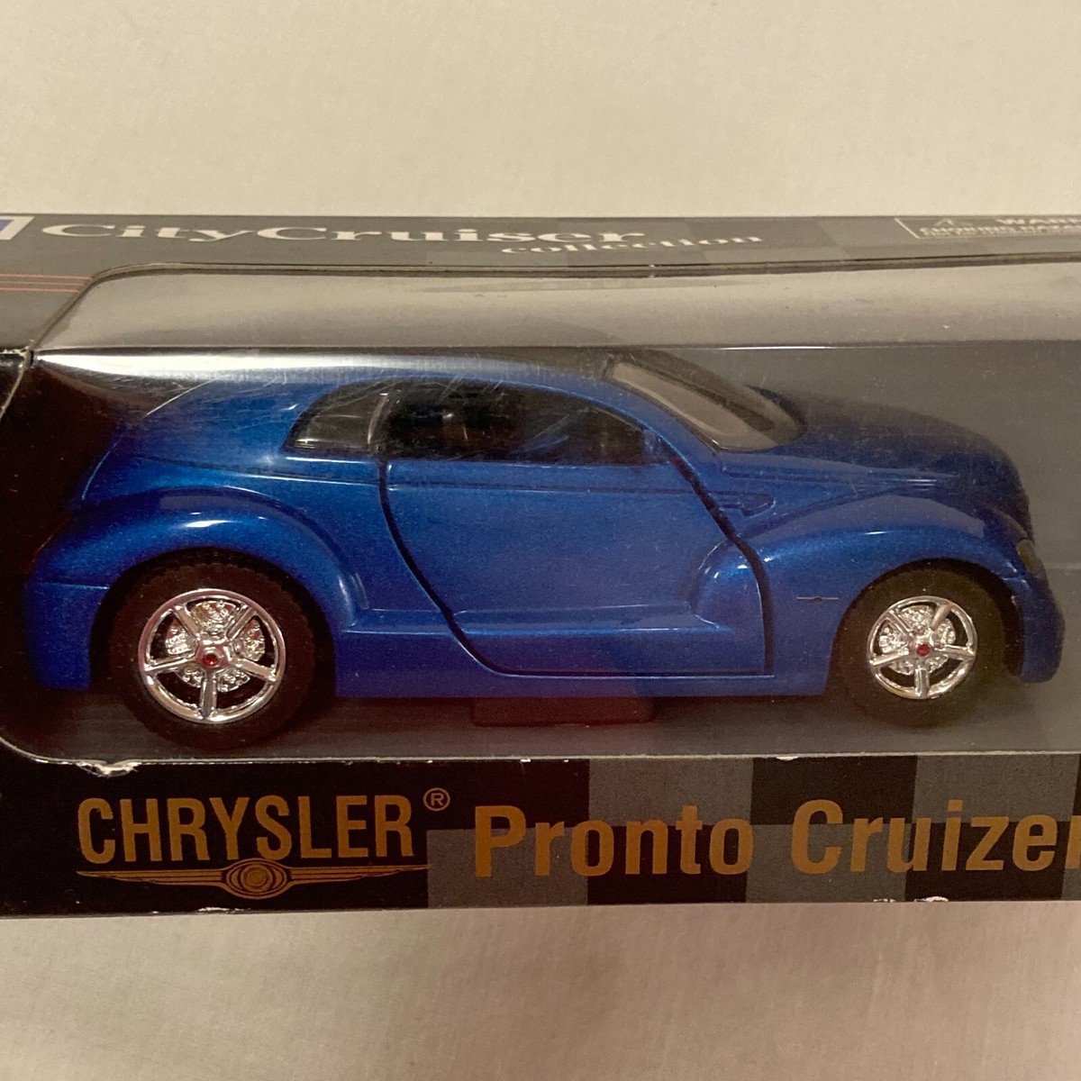 New Ray Chrysler Pronto Cruizer PT CRUISER 1/32 Die Cast Pull Back