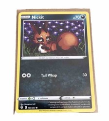 Nickit 104/203 Evolving Skies Common Pokemon