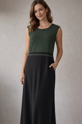 R&M Richard s Long Dress Size 16