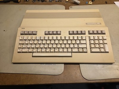 Commodore 128 C128 Computer with Power Supply - FREE SHIPPING