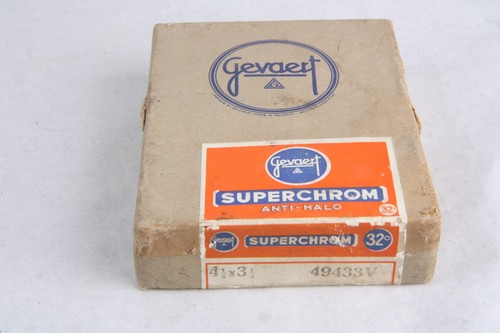 sealed Box vintage Gevaert SUPERCHROM 32 plates, 4.25 x 3.25" EXPIRED - Picture 2 of 4