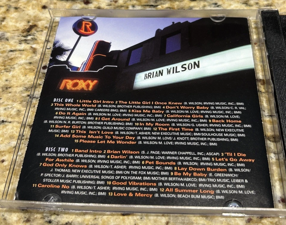 BRIAN WILSON LIVE AT THE ROXY THEATRE SIGNED RARE 2-CD SET 2000 BRIMEL 1001 - Image 2 of 4