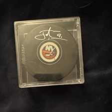 John Tavares Cards, Rookies Cards and Autographed Memorabilia Guide 16