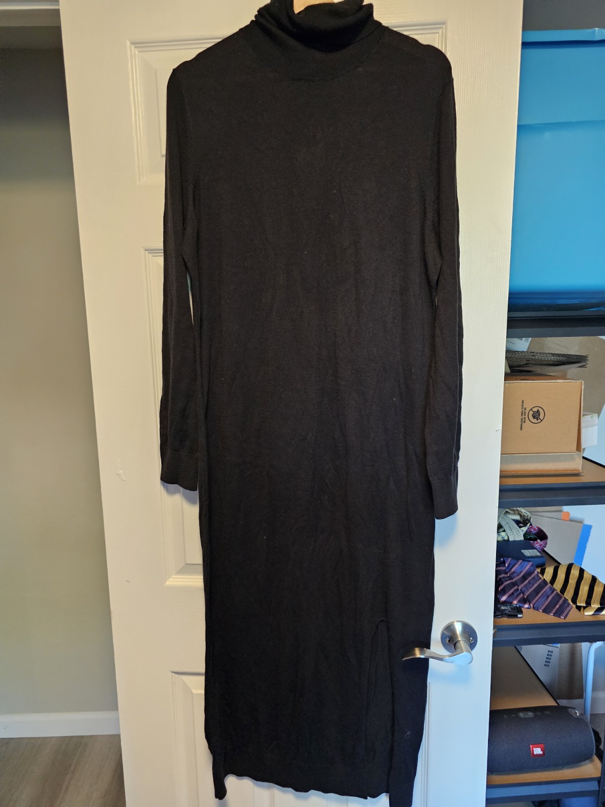 Picture 1 of 6