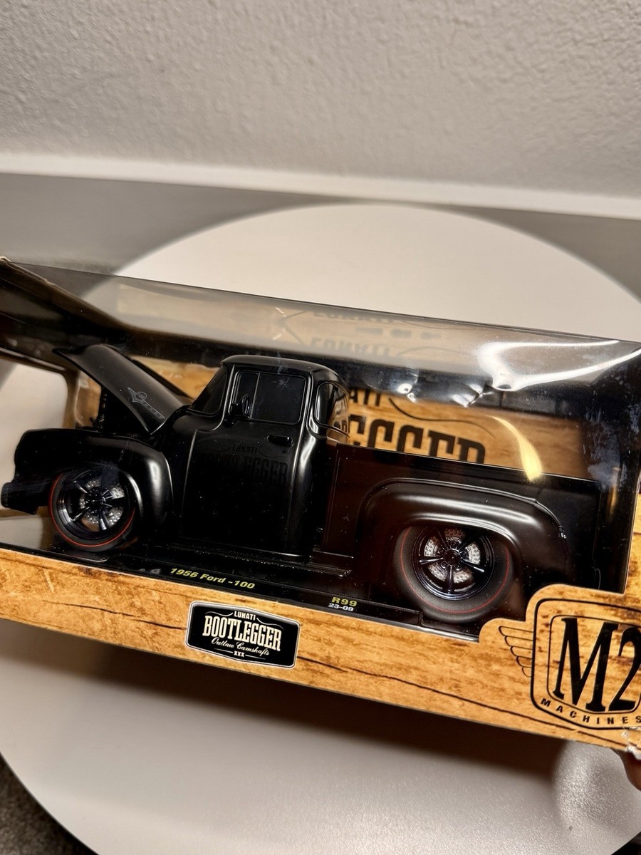 M2 Machines 1956 Ford F-100 Bootlegger R99 1:24 Chase Black