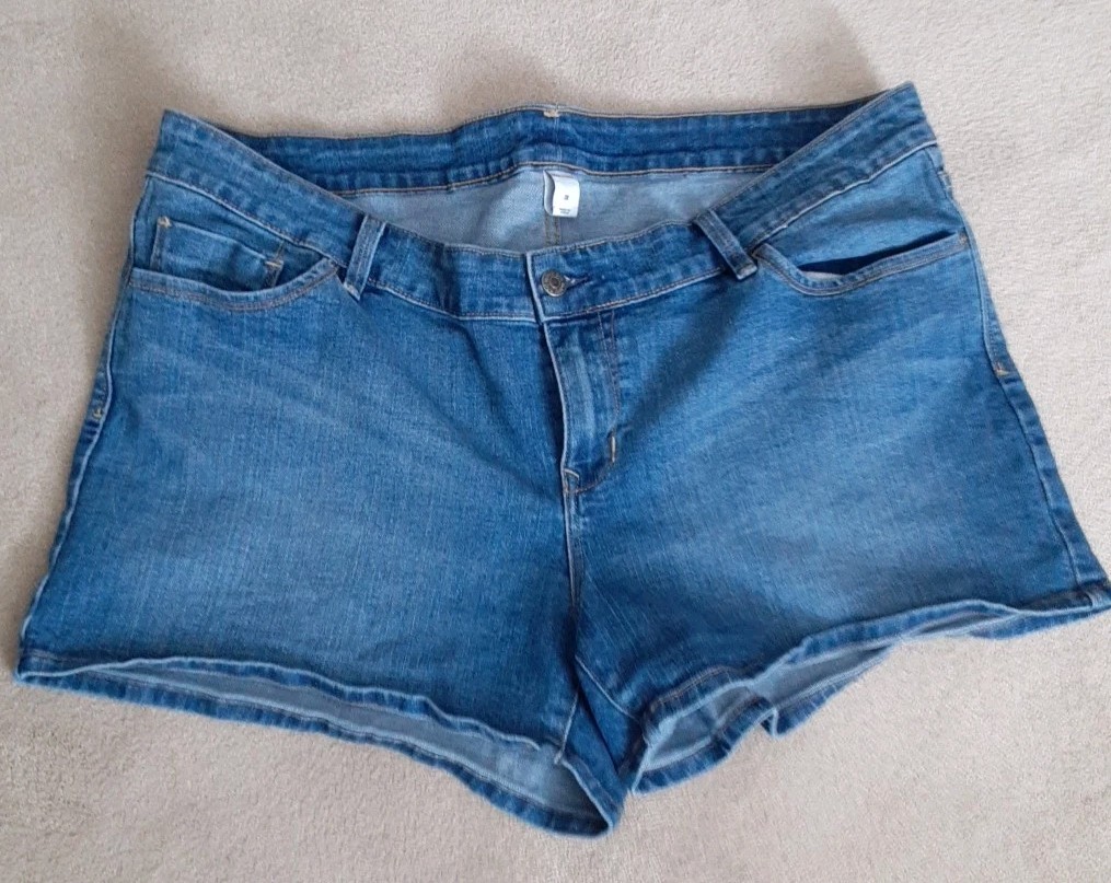 Old Navy Shorts Size 20