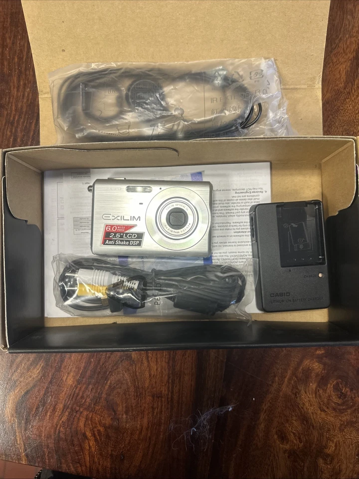 Casio Digitalkamera EX-Z60 - Bild 2 von 4