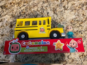 musical school bus toy