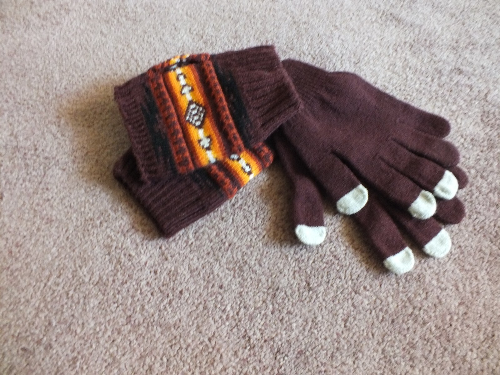Beautiful Hand Warmers & Gloves set Knit Burgundy Orange White Ladies Size