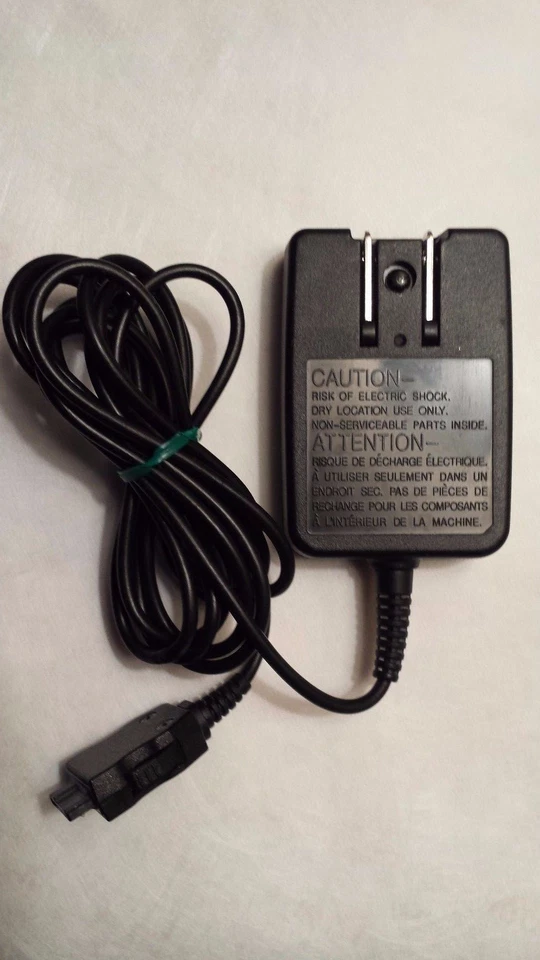 Adaptador CA Sanyo Modelo No. SCP 05ADT sin probar como está Foto 2 de 4