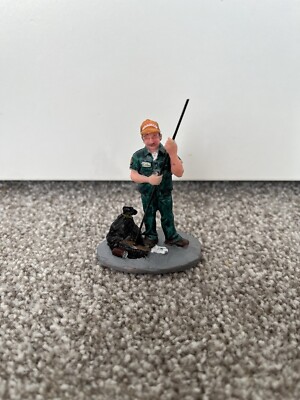 Lemax Sweeping Up Man Carvinal Stan Broom Maintenance Christmas Village Cove