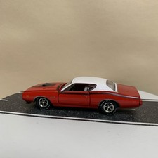M2 Machines Detroit Muscle 1971 Dodge Charger Super Bee Hemi Red w/White Roof NM