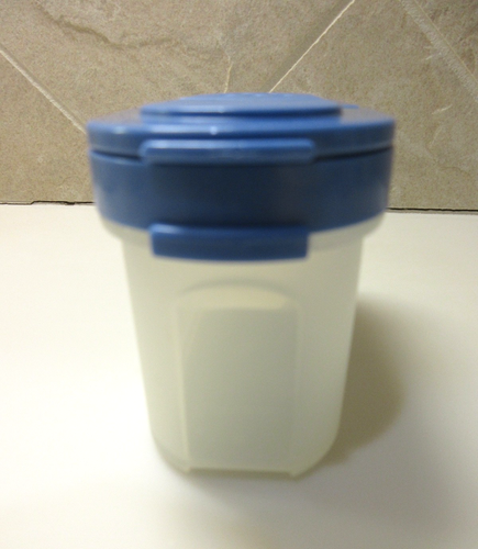 3 Tupperware kleine Aufbewahrung Gewürzstreuer 1843, 6oz Becher 1251 & Snackbecher 1229 - Bild 4 von 14
