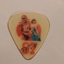 WONDERFUL PINK TAYLOR SWIFT GUITAR PICK Kansas City Chiefs TRAVIS KELCE # 87 