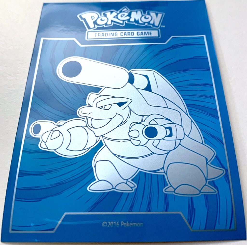 10 card sleeves Mega Blastoise XY Evolutions ETB Pokemon juego de