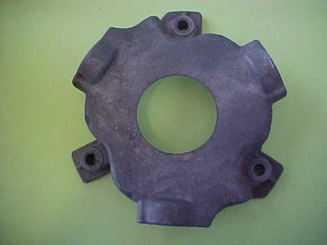 DeSOTO S-14 #1319709 1950 retenedor de anillo de bocina de 3 radios Foto 3 de 4