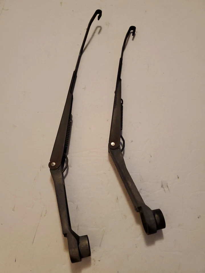 MITSUBISHI MONTERO SPORT 1997 2004 BRAZOS LIMPIAPARABRISAS DELANTERO IZQUIERDO Y DERECHO OEM Foto 2 de 4