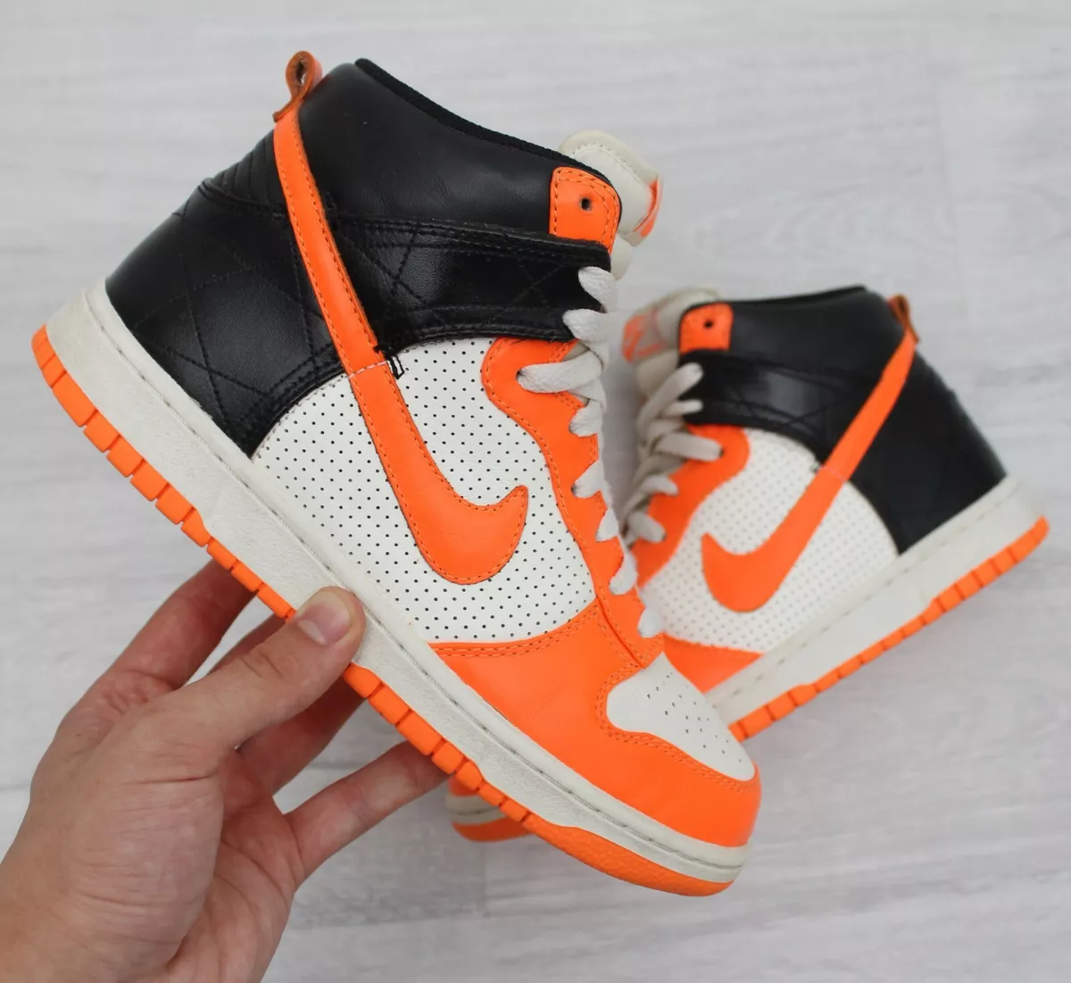 Women's Nike Dunk High Premium Sneakers Size US6 EUR38.5 UK5.5 24cm RARE 2009