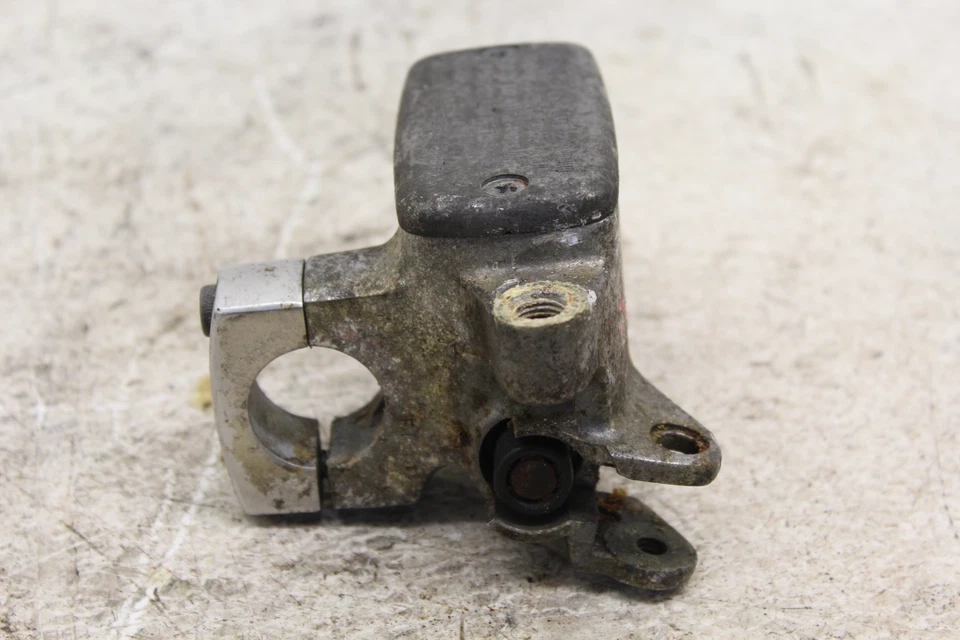 Honda Magna 750 1998 OEM freno delantero cilindro maestro C52D Foto 2 de 4