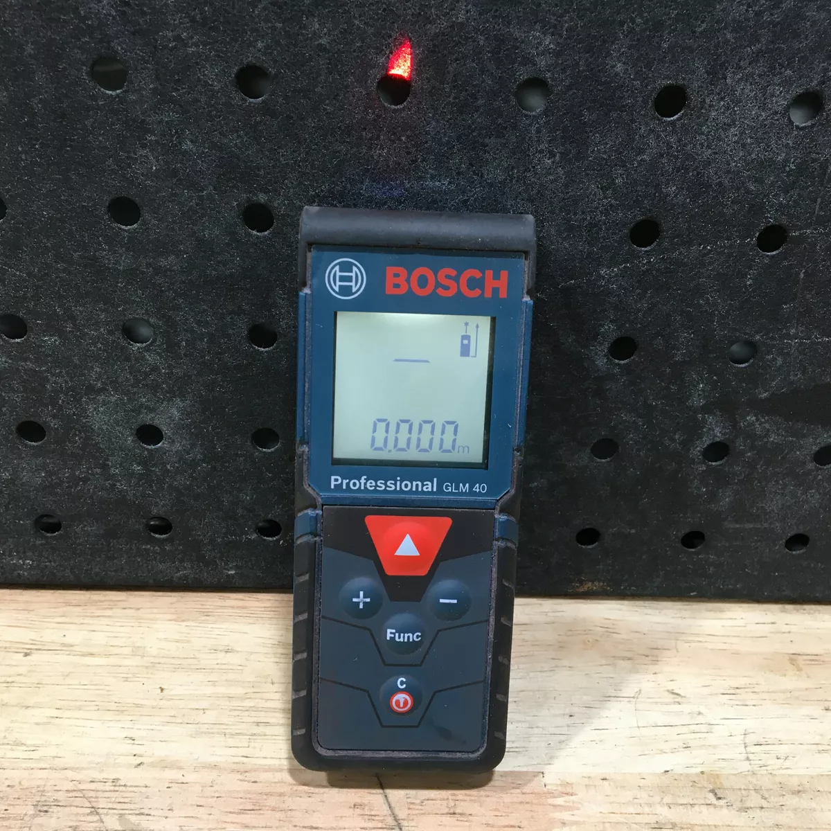 BOSCH GLM 40 LASER DISTANCE MEASUREMENT 40M RANGE FINDER GOOD