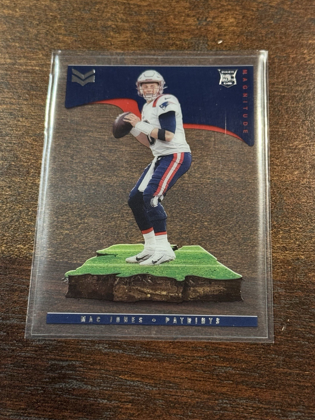 2021 Panini Chronicles Magnitude Mac Jones #MAG-9