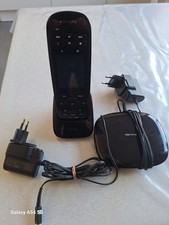 Logitech Harmony Touch Universalfernbedienung und Harmony Hub