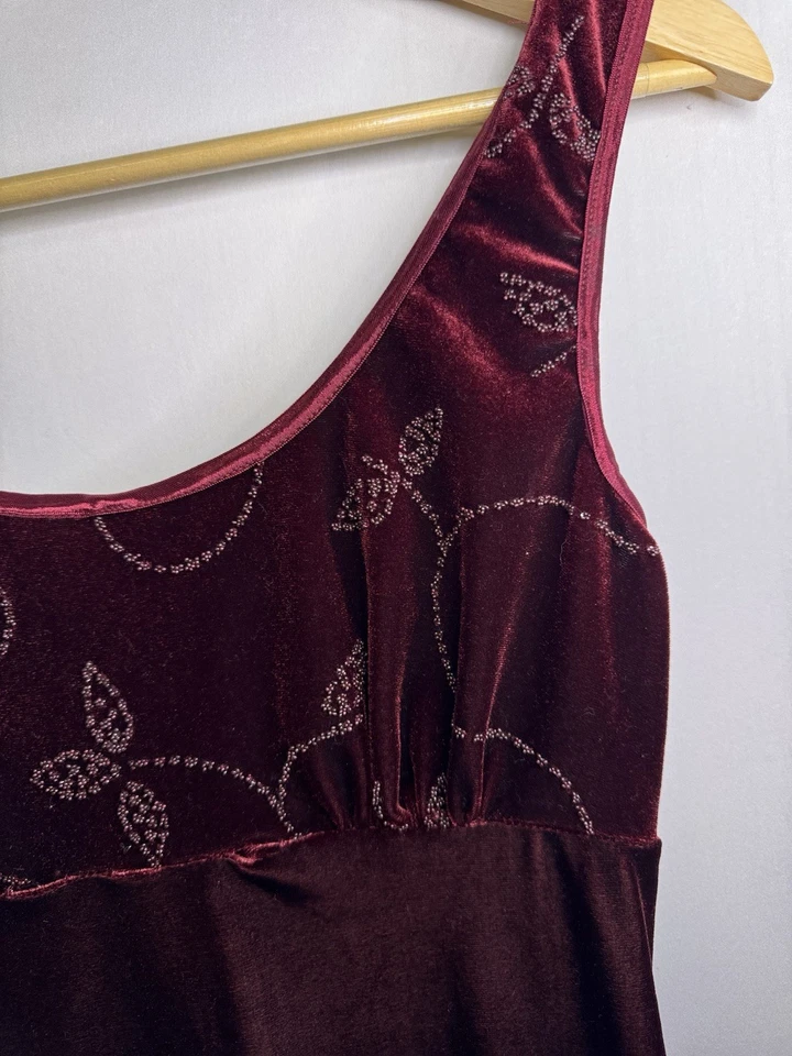 Vestido Babydoll Vintage Y2K Terciopelo Rojo Vino Brillo Floral S Cintura Imperio  Foto 2 de 4