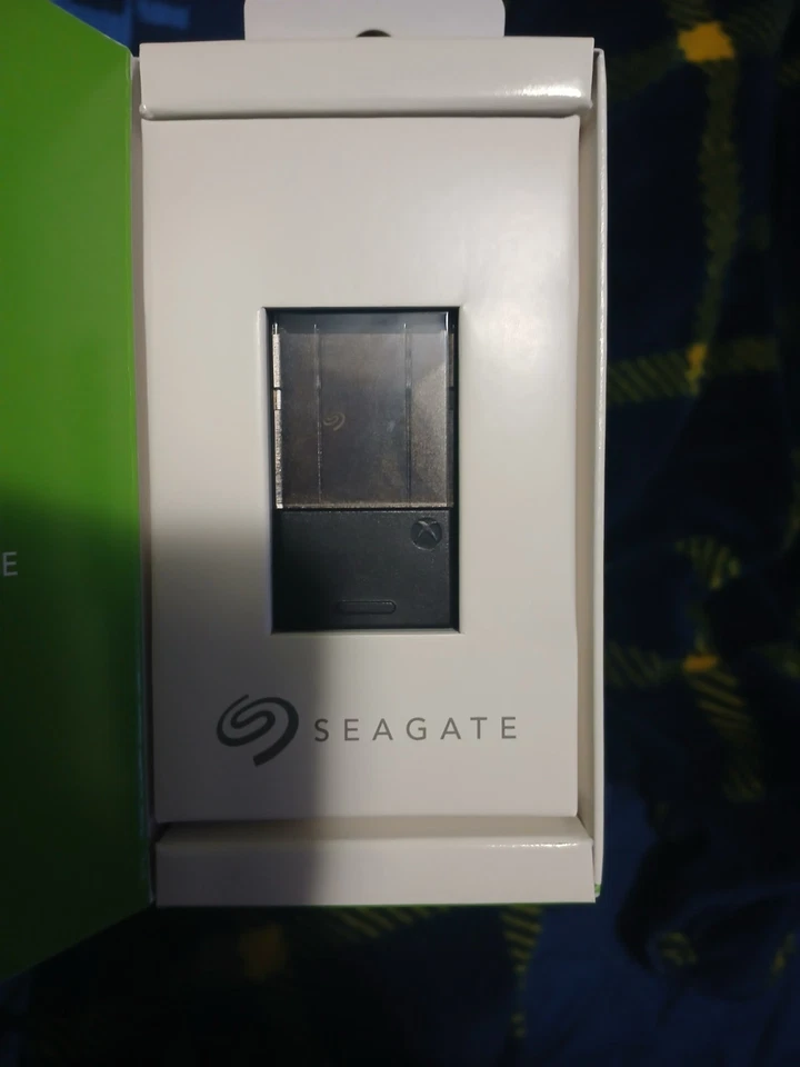Seagate Storage Expansion Card 2TB Solid State Drive - NVMe SSD for Xbox Series - Image 3 of 3