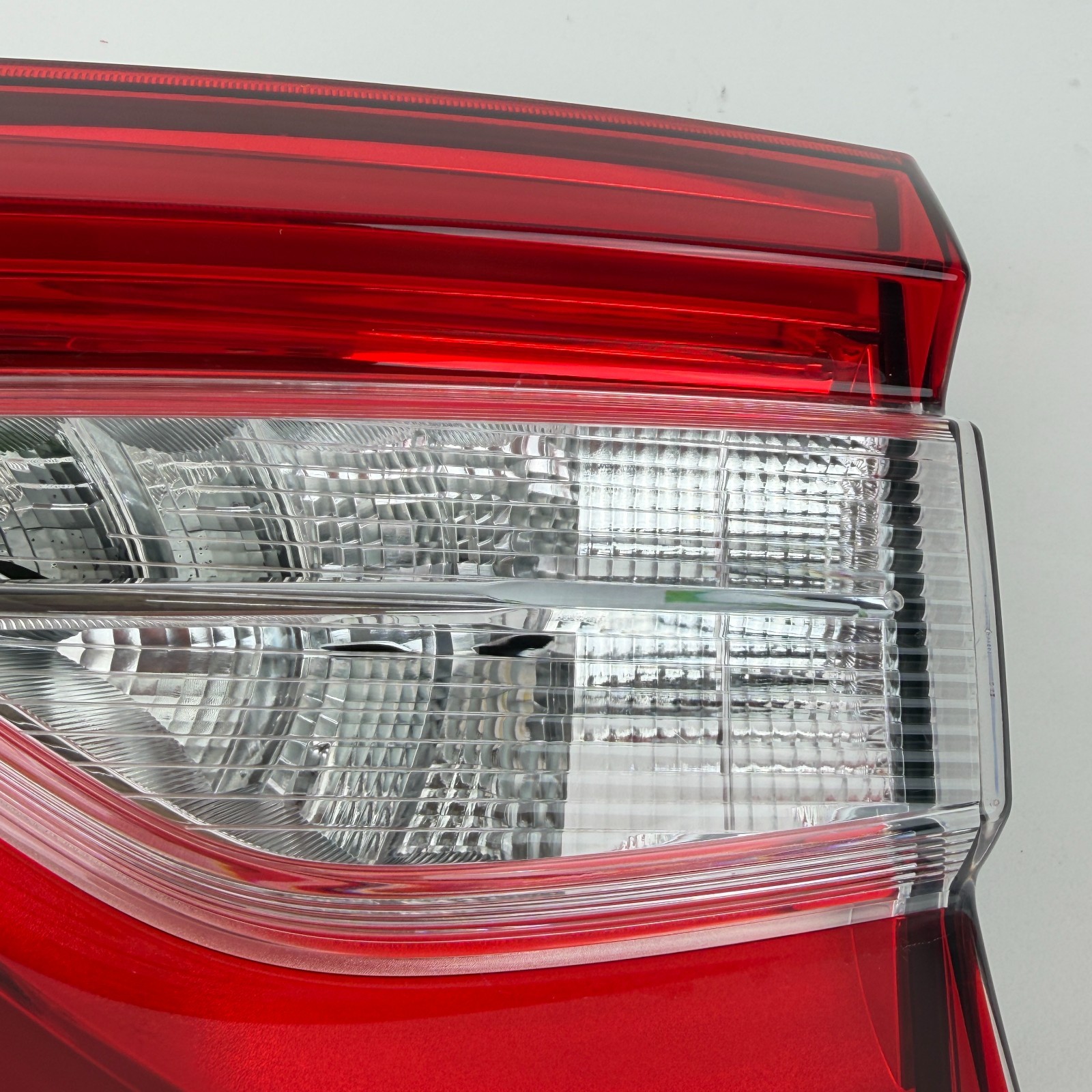 Maserati Levante 2017-2020 Rear Right Inner Tail light P/N 670106834