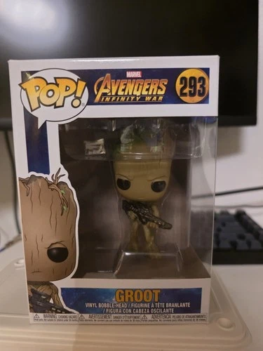 Funko Pop! Vinyl: Marvel Avengers Infinity War Groot #293 w/ protector
