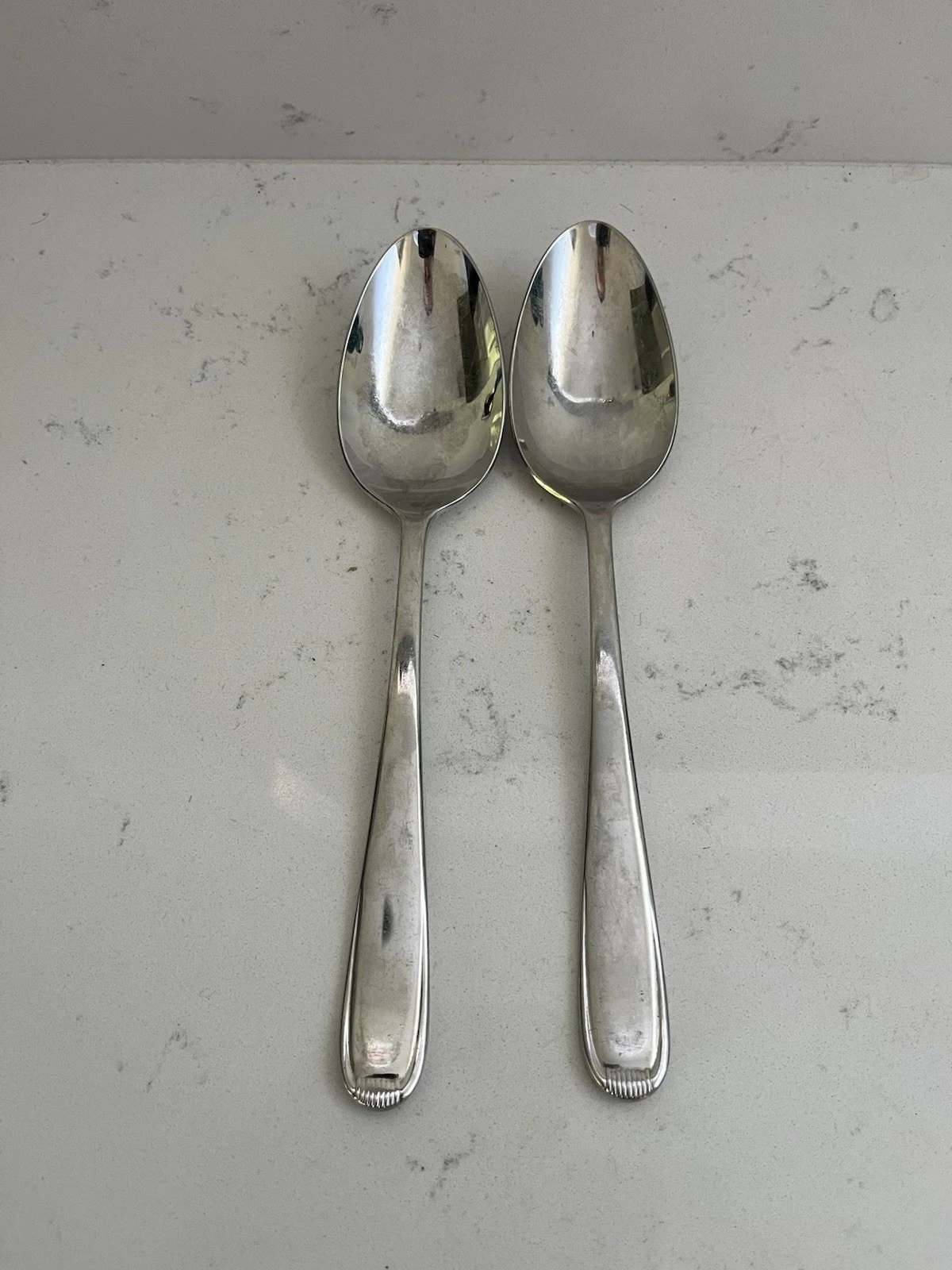 2 X Vintage Oneida Stainless Steel 18/10 Serving Spoons Large 23.8cm