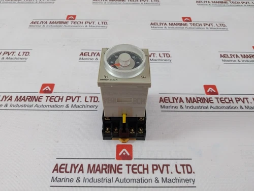 Omron H3CR-A Solid State Timer With Pin Socket P2CF-11 100-240VAC 0.05S-300H 5A