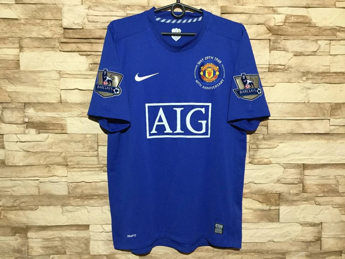 Manchester united store kit ebay